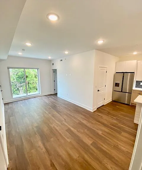 4059 Olive St #3 — Photo 6