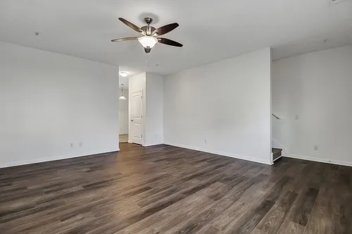 375 Laurel Oak Ln Photo 1