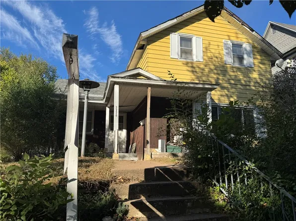 2220 2nd Street, Eau Claire, WI 54703