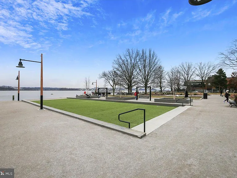 1305 Key Dr — Photo 45