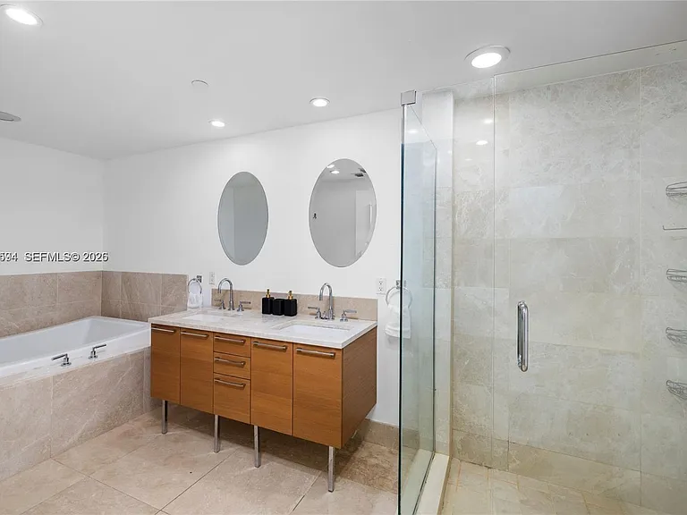 17001 Collins Ave #2807 — Photo 3