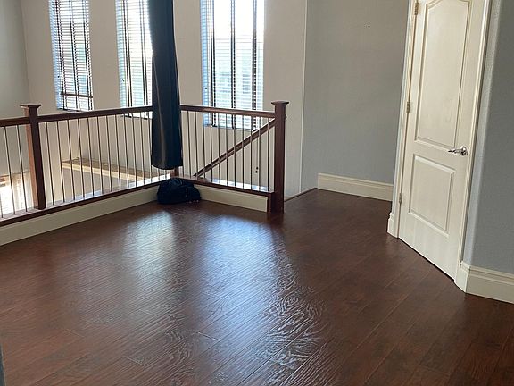 4th image of 56 E Serene Ave Unit 401