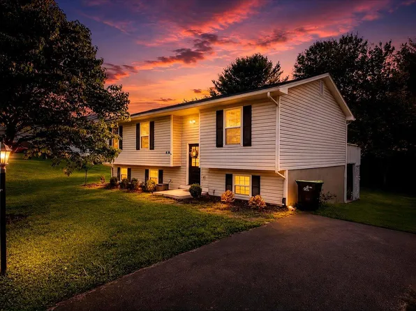 61 Bounty Ct, Roanoke, VA 24019