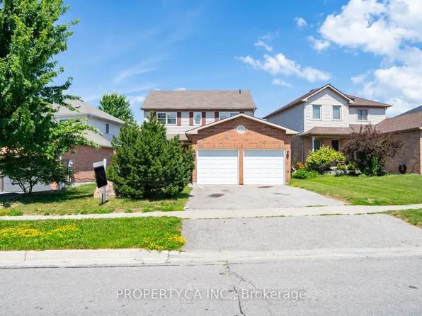 51 Leggott Ave, Barrie, ON L4N 8B1