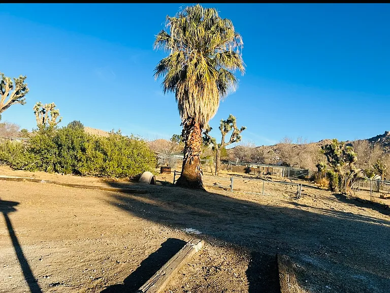 16421 Wells Fargo Ave — Photo 2