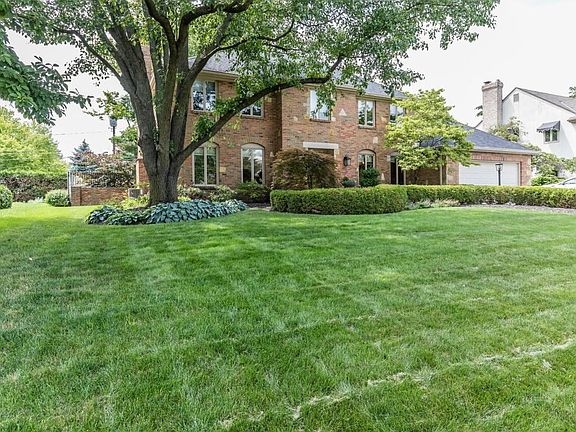2nd image of 4201 Chadbourne Dr