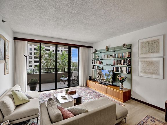 2nd image of 251 Crandon Boulevard #426