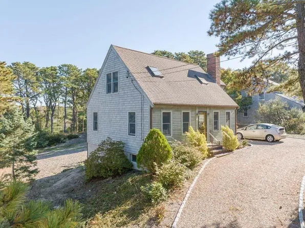 15 King Phillip Road, Wellfleet, MA 02667