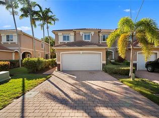 9648 Roundstone CIR, FORT MYERS, FL 33967