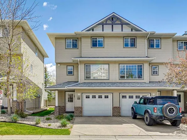 86 W Crystal Shores Cv, Okotoks, AB T1S 2B4