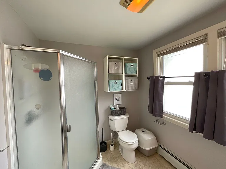 278 N Elm St — Photo 13