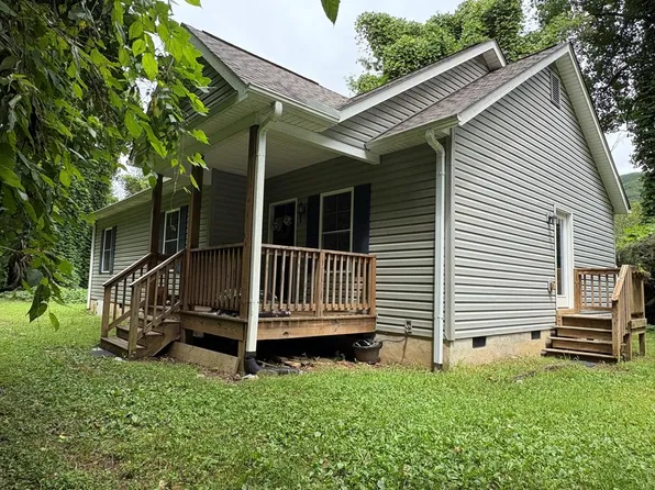 160 Watavue Dr, Bryson City, NC 28713