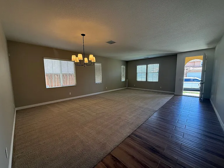13252 Placentia St — Photo 2