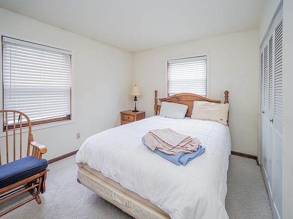 5th image of 2627 Aspen Dr