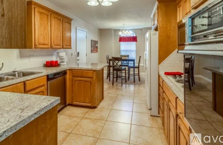 6308 S 1st Pl — Photo 7