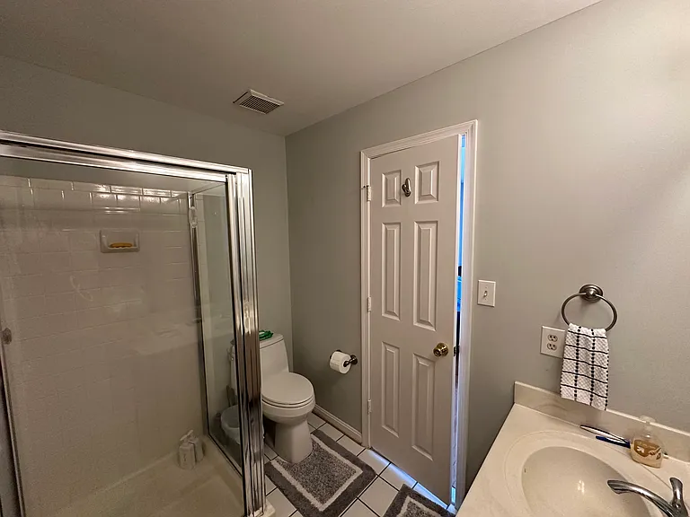 20404 Shore Harbour Dr #L — Photo 7