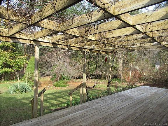 3rd image of 11 Burnt Swamp Rd