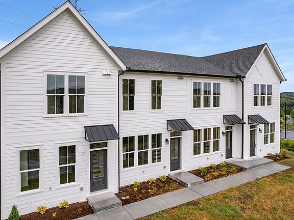 4th image of 100 Stella Dr