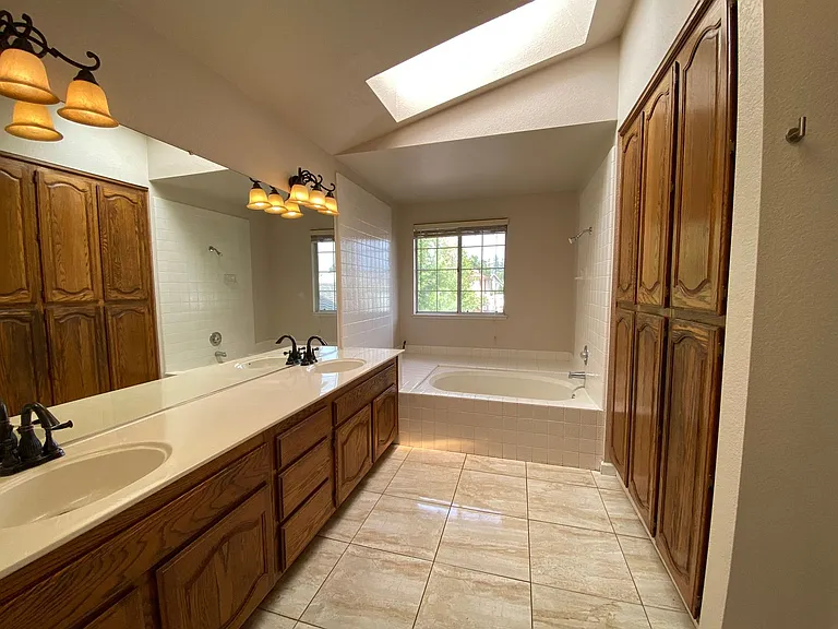5809 Laguna Quail Way — Photo 20