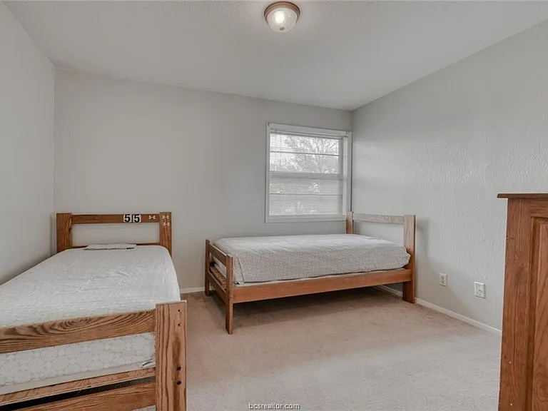 4401 Carter Creek Pkwy #15 — Photo 12