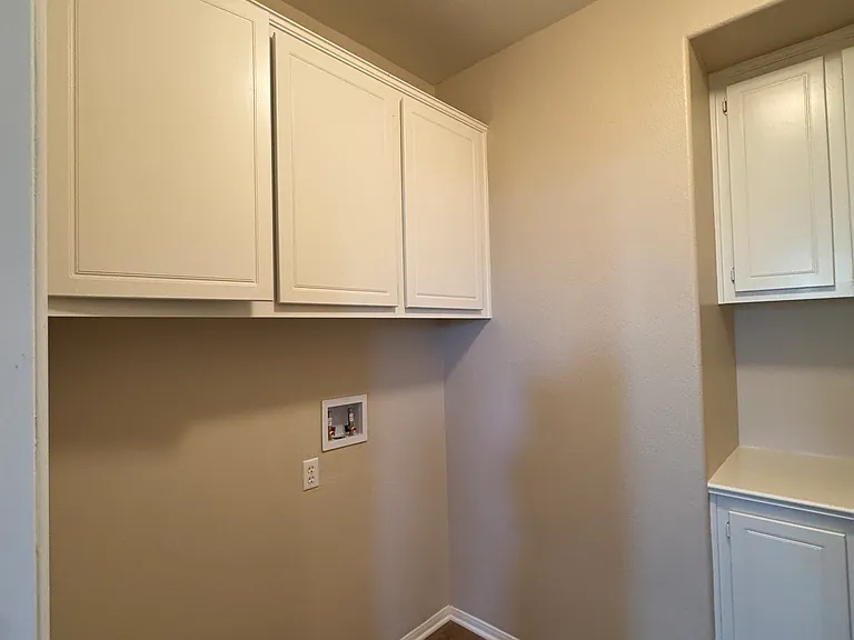 28512 Plymouth Way — Photo 44