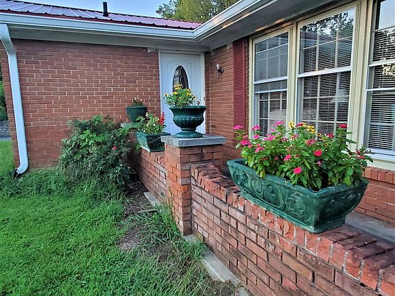 5th image of 3118 Knob St