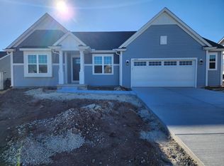 1893 Highland Pointe Way, Port Washington, WI 53074