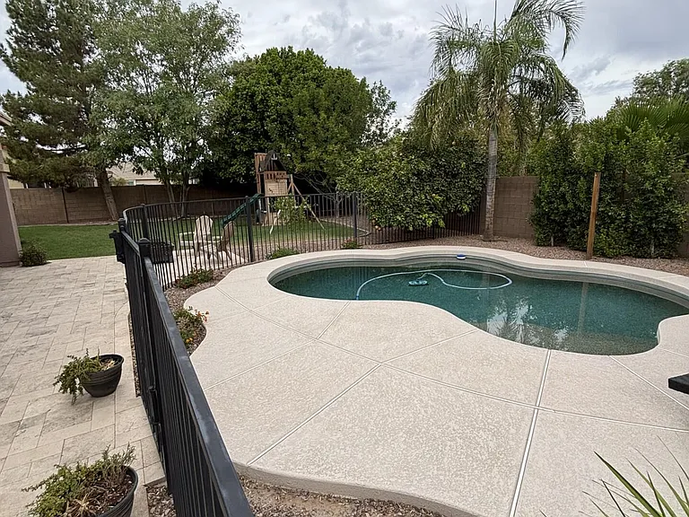 3090 E Harvard Ave — Photo 32