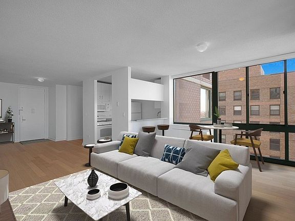 5th image of 200 W 60th St APT 30C