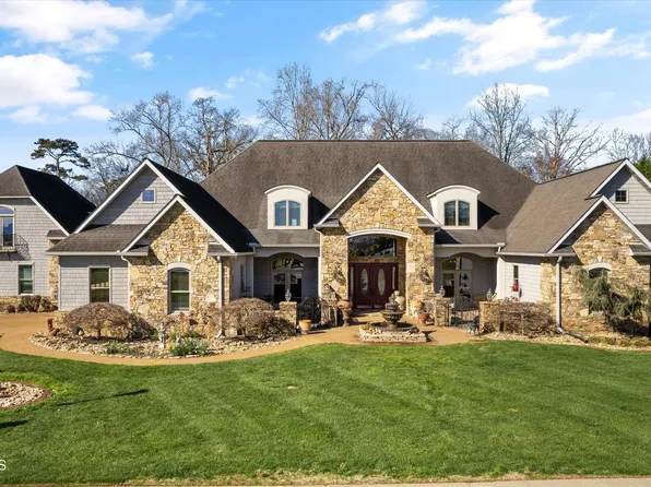 1733 Saint Ives Blvd, Alcoa, TN 37701