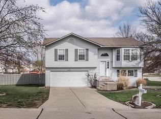 791 Estes Park Dr, Saint Peters, MO 63376
