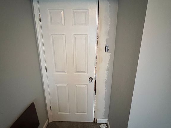 3rd image of 11002 Saint Nicholas Ct