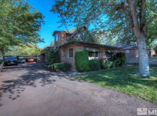 990 Hunter Lake Dr, Reno, NV 89509