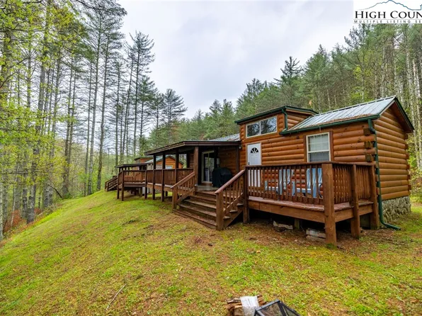 168 & 170 Lumina Lane, Crumpler, NC 28617
