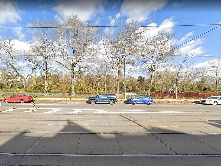 3852 W Girard Ave — Photo 3