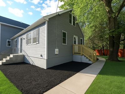 1 B Sheraton Drive #B, Hudson, NH, 03051