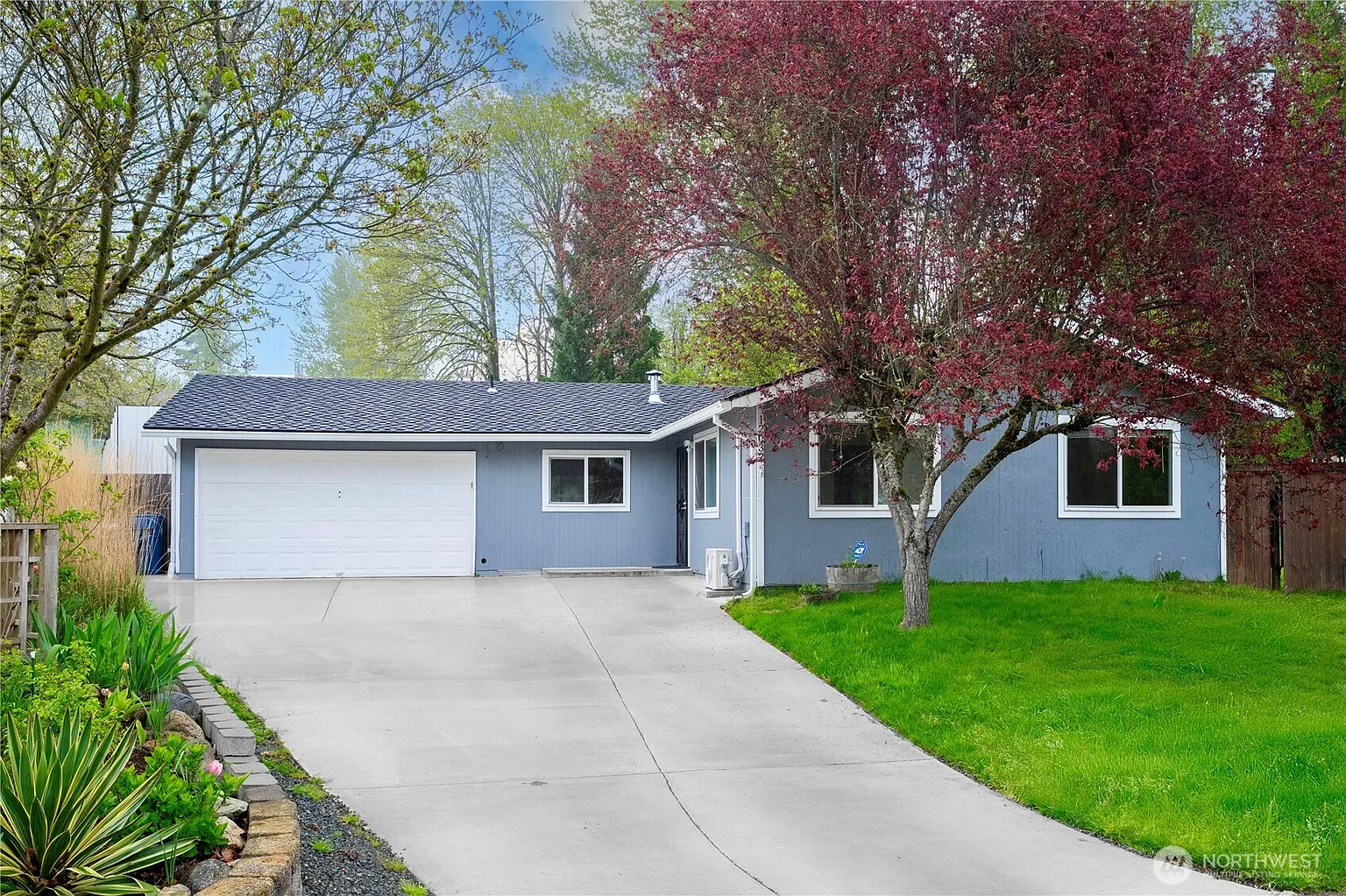 12032 SE 210th PL photo 1