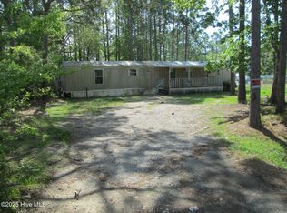 4152 9th St SE, Southport, NC 28461