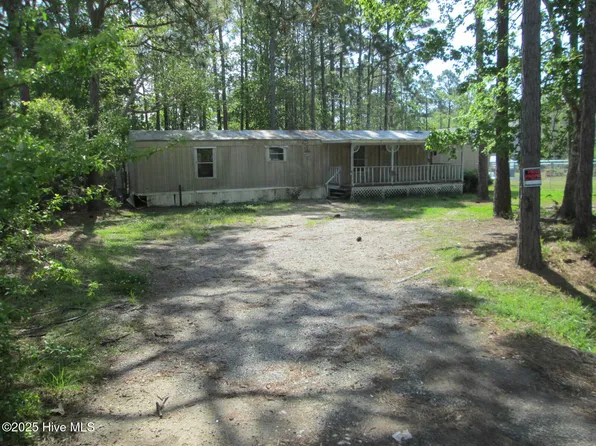 4152 9th Street SE, Southport, NC 28461