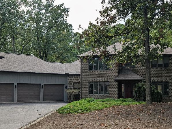 4712 Great Oak Ln