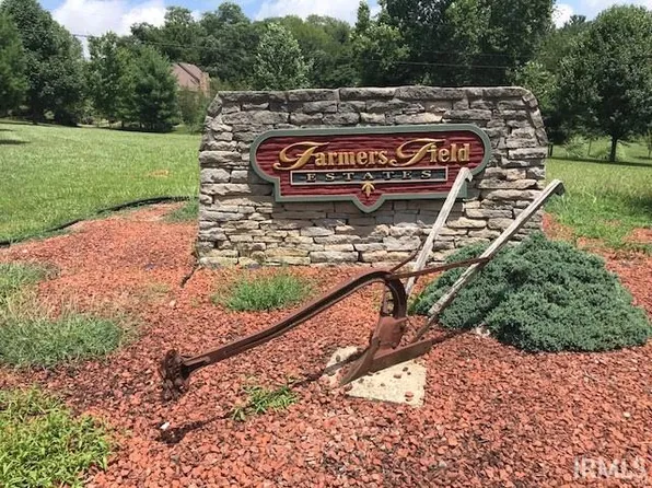 5504 S Crop Cir, Bloomington, IN 47403