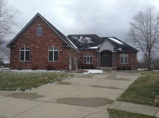 6995 S Lakeview Ct, Pendleton, IN 46064