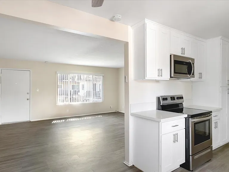 MAGNOLIA WEST APARTMENTS- RIVERSIDE, CA — Photo 81