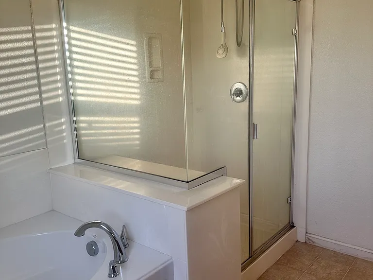 1635 Courtyard Dr — Photo 14