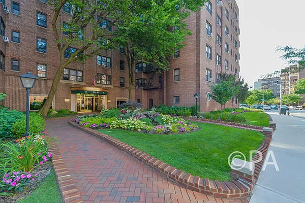 Sold by Benjamin Realty Since 1980 | media 31