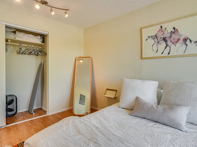 812 Calle Saragosa #B — Photo 13