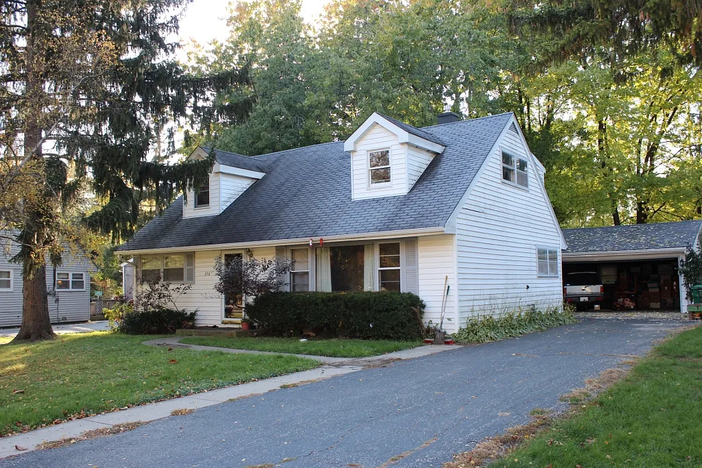 358 Behm Dr photo 1