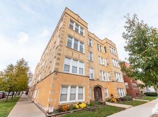4333 N Campbell Ave Unit 35-3, Chicago, IL 60618