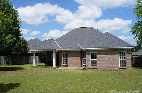 2nd image of 917 Seven Oaks Pl