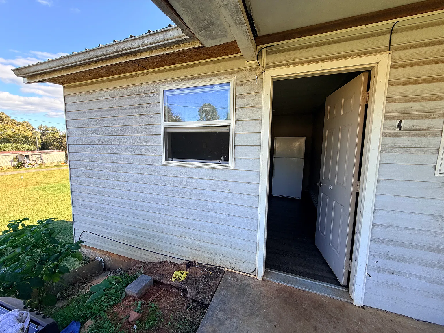 119 Springs East Rd — Photo 2